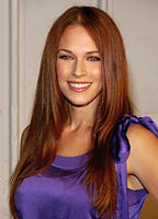 Amanda Righetti nuda