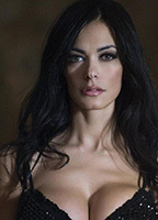 Maria Grazia Cucinotta nuda