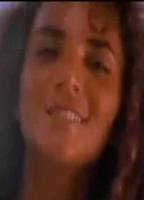 Mariana Yazbek nuda