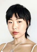 May Hong (II) nuda