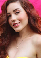 Nelly Peña nuda