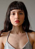 Vania Garcia nuda