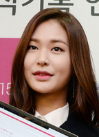 Yoo-jin Jeong nuda