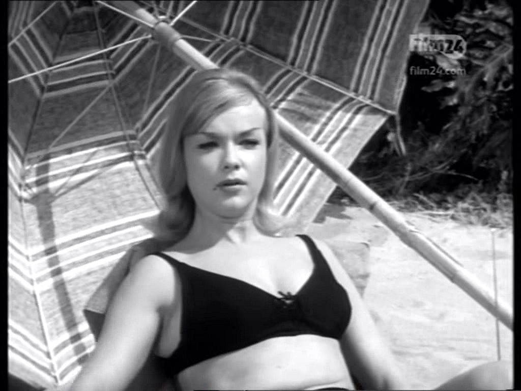 Anne Francis nude pics.