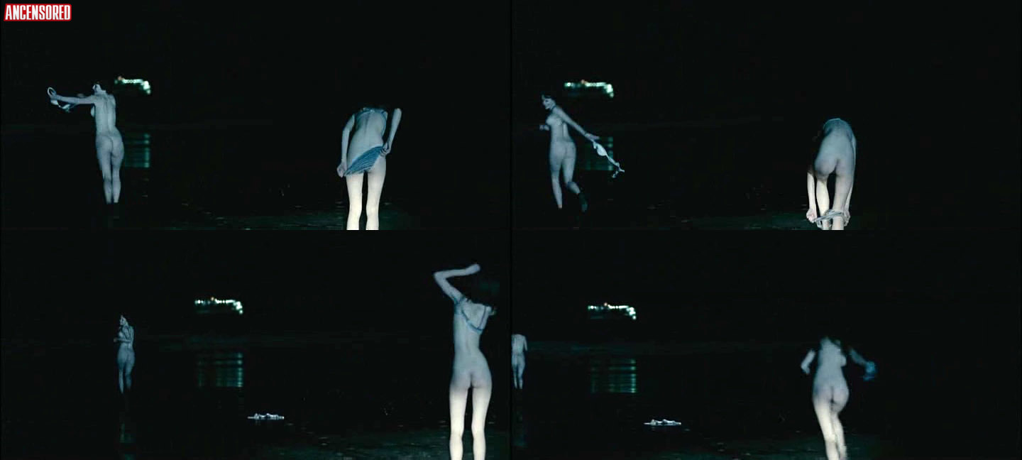 Laura Ballyn nude pics.
