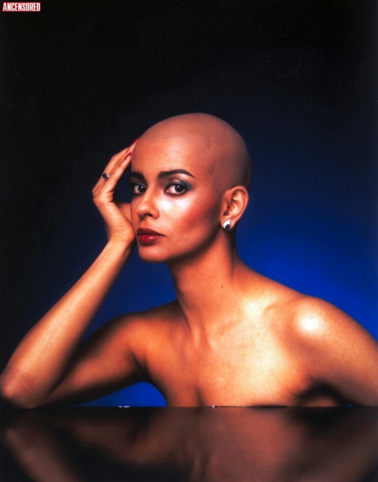 Persis Khambatta Nuda ~30 Anni In Star Trek The Motion Picture 