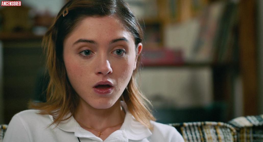 Natalia Dyer Nuda Anni In Yes God Yes