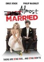 Almost Married 2014 film scene di nudo