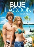Blue Lagoon: The Awakening 2012 film scene di nudo