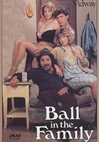 Ball in the Family 1988 film scene di nudo