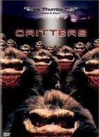 Critters 1986 film scene di nudo