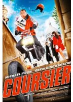 Coursier (2010) Scene Nuda