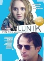 Lunik (2007) Scene Nuda