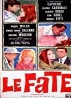 Le fate (1966) Scene Nuda