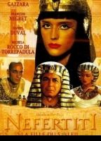 Nefertiti, figlia del sole (1995) Scene Nuda