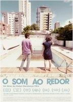 O Som ao Redor (2012) Scene Nuda