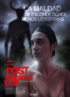 Post Tenebras Lux 2012 film scene di nudo