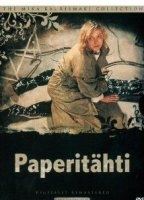 Paperitähti (1989) Scene Nuda