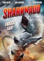 Sharknado 2013 film scene di nudo