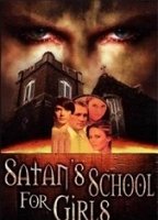 Satan's School for Girls 2000 film scene di nudo