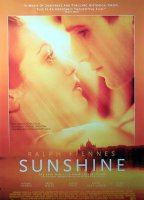 Sunshine 1999 film scene di nudo