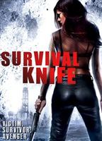 Survival Knife scene nuda