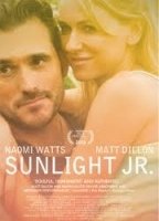 Sunlight Jr. scene nuda