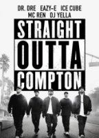 Straight Outta Compton 2015 film scene di nudo