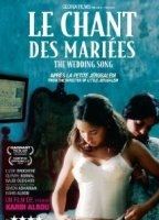 Le chant des mariées (2008) Scene Nuda