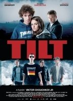 Tilt- 2010 film scene di nudo