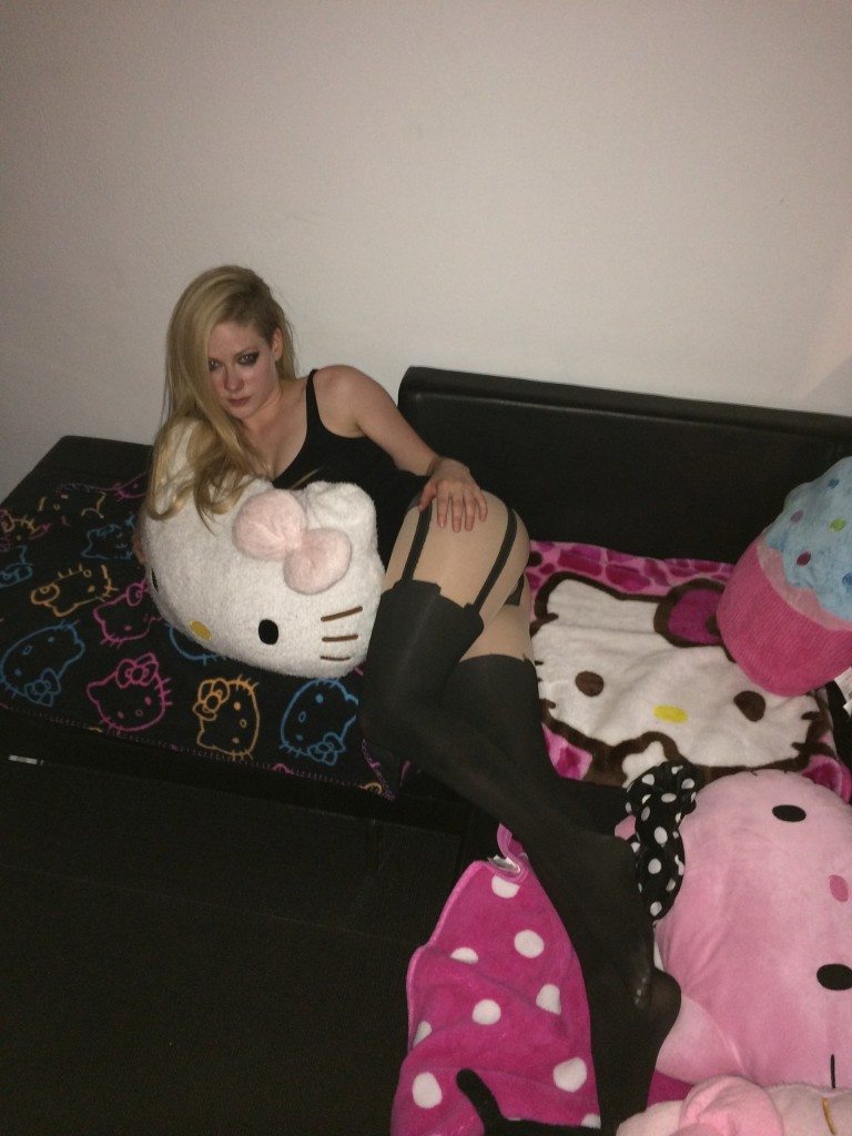 Avril Lavigne Nuda ~30 Anni In Icloud Leak Scandal