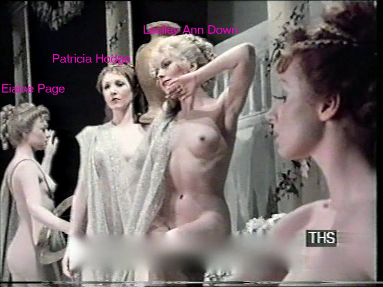 Elaine Paige nude pics.