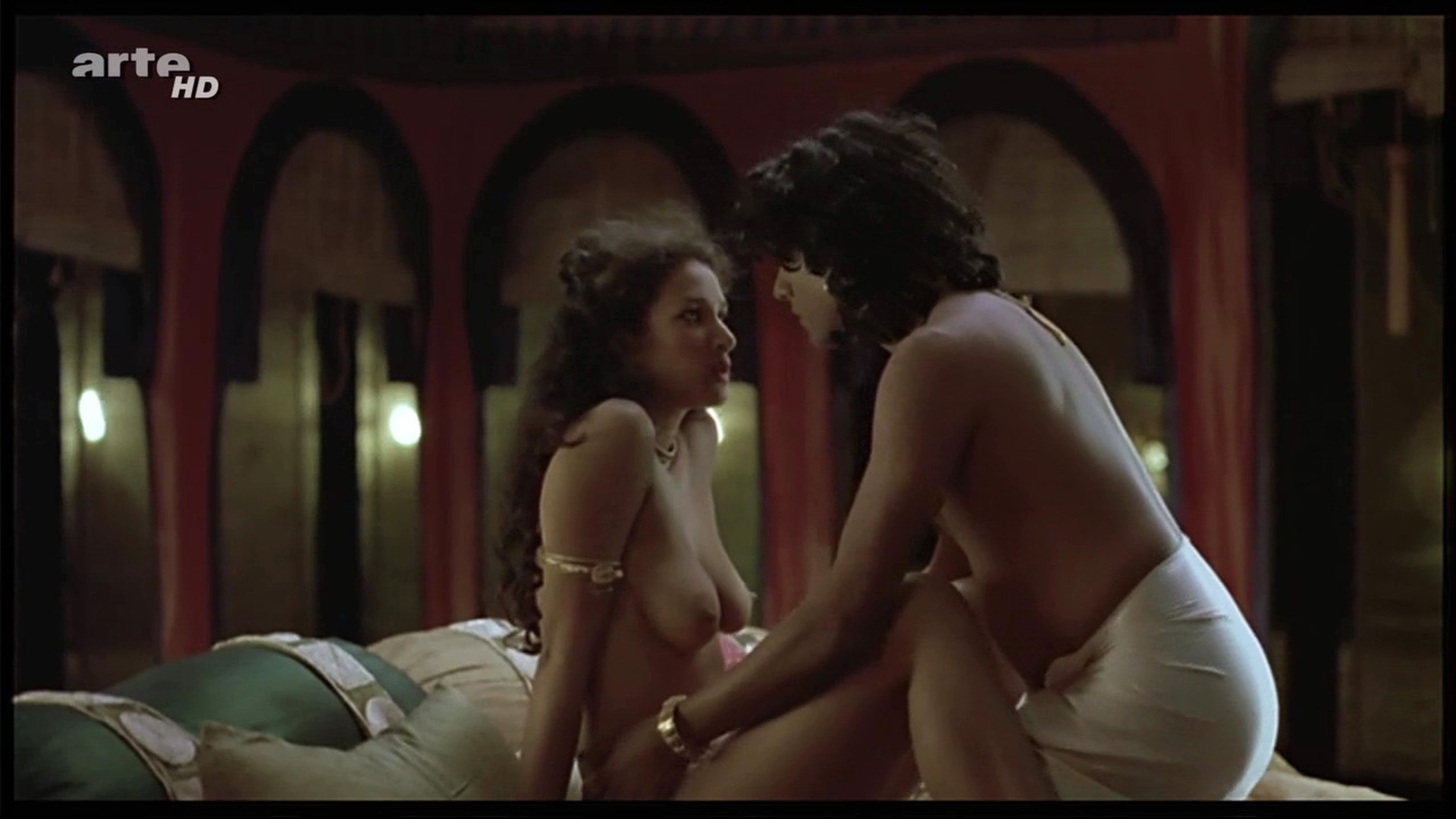 Indira Varma Nuda ~30 Anni In Kama Sutra A Tale Of Love