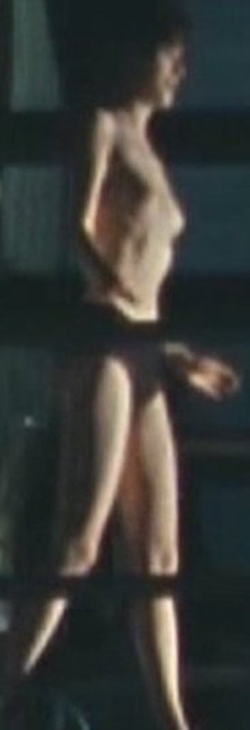 Zooey Deschanel Nuda (~30 anni) in Gigantic