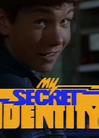 My Secret Identity (1988-1991) Scene Nuda