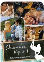 Schoolgirl Report Part 9: Mature Before Graduation... 1975 film scene di nudo