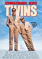 Twins 1988 film scene di nudo