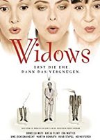 Widows - Erst die Ehe, dann das Vergnügen (1998) Scene Nuda