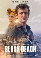 Black Beach 2020 film scene di nudo