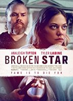 Broken Star 2018 film scene di nudo