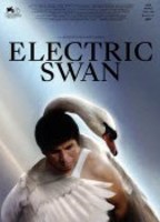 Electric Swan 2019 film scene di nudo