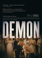 Demon 2015 film scene di nudo