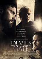 Devil's Gate 2017 film scene di nudo
