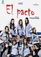 El pacto (2010) Scene Nuda