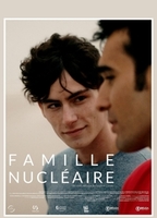Famille nucléaire (2020) Scene Nuda