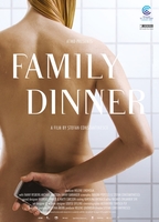 Family Dinner 2012 film scene di nudo