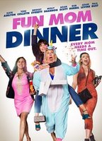 Fun Mom Dinner (2017) Scene Nuda