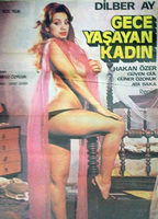 Gece Yasayan Kadin 1979 film scene di nudo