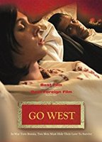 Go West  2005 film scene di nudo