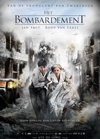 Het bombardement (2012) Scene Nuda